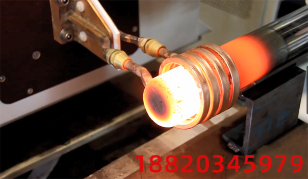 ����ӟ�t�Ă���ϵ����