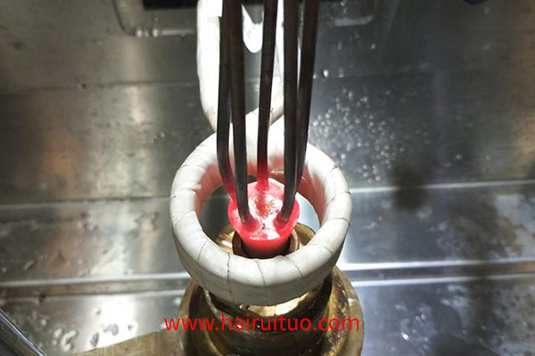 �F���c���ӵĲ�Ժ͹�ͬ��