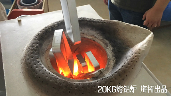 ���l�Б��۟��t���ô󡢏S�Ҷ���ԓ����x��