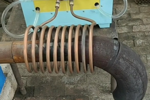 �����l���ӟ��O��Ĳ������߂����E