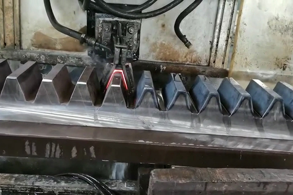 ȫ�Ԅ��X݆����O��