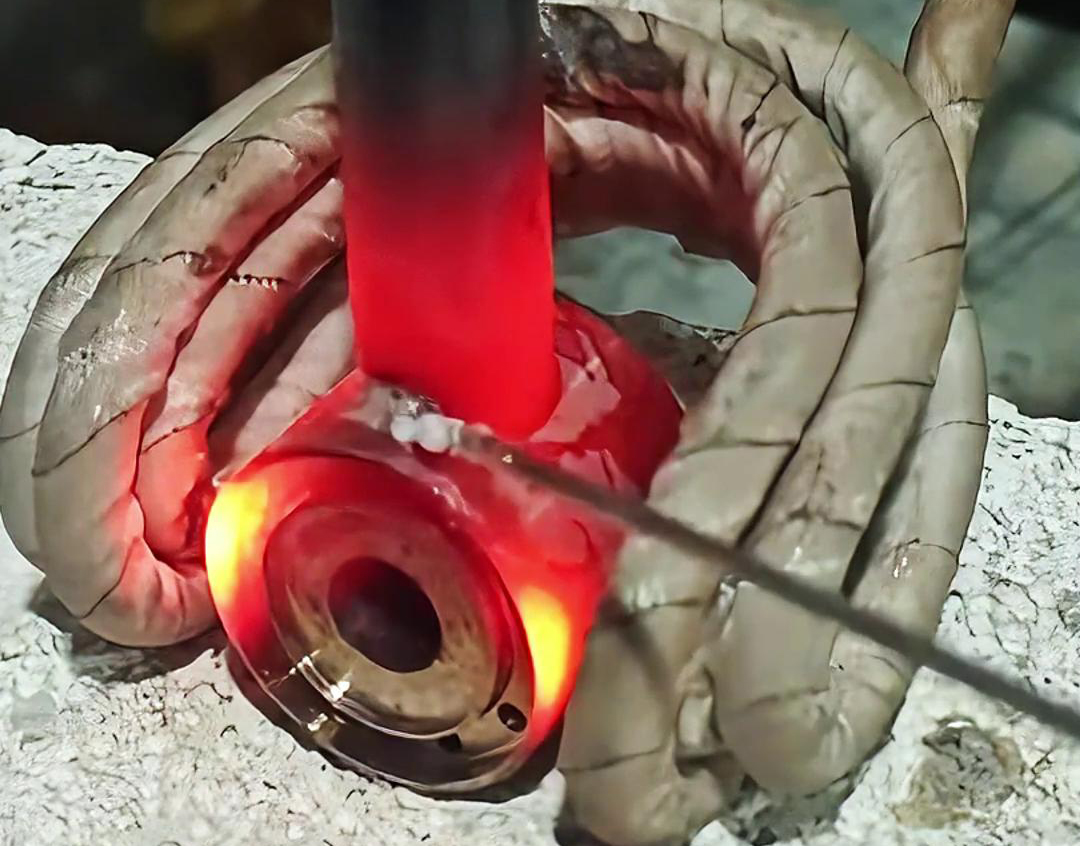 高頻焊機在不銹鋼管和鐵管焊接中的應(yīng)用，你了解多少？