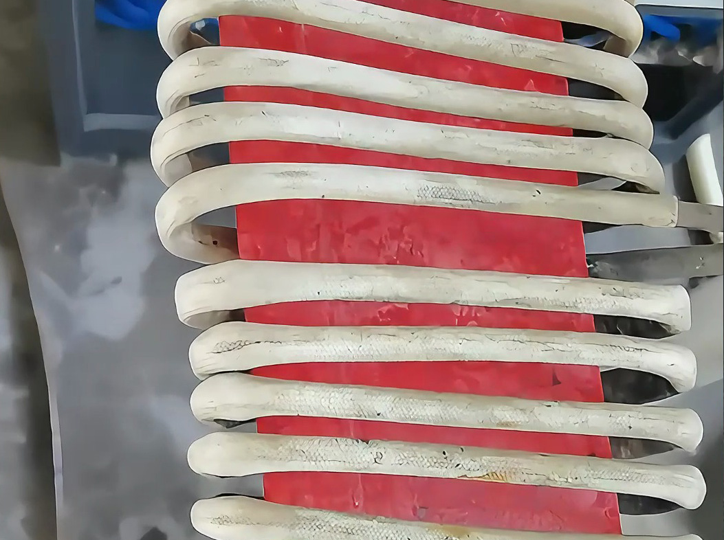 打鐵匠都在用的感應(yīng)加熱設(shè)備！傳統(tǒng)打鐵升級(jí)高效模式，菜刀鋤頭毛坯加熱更省心