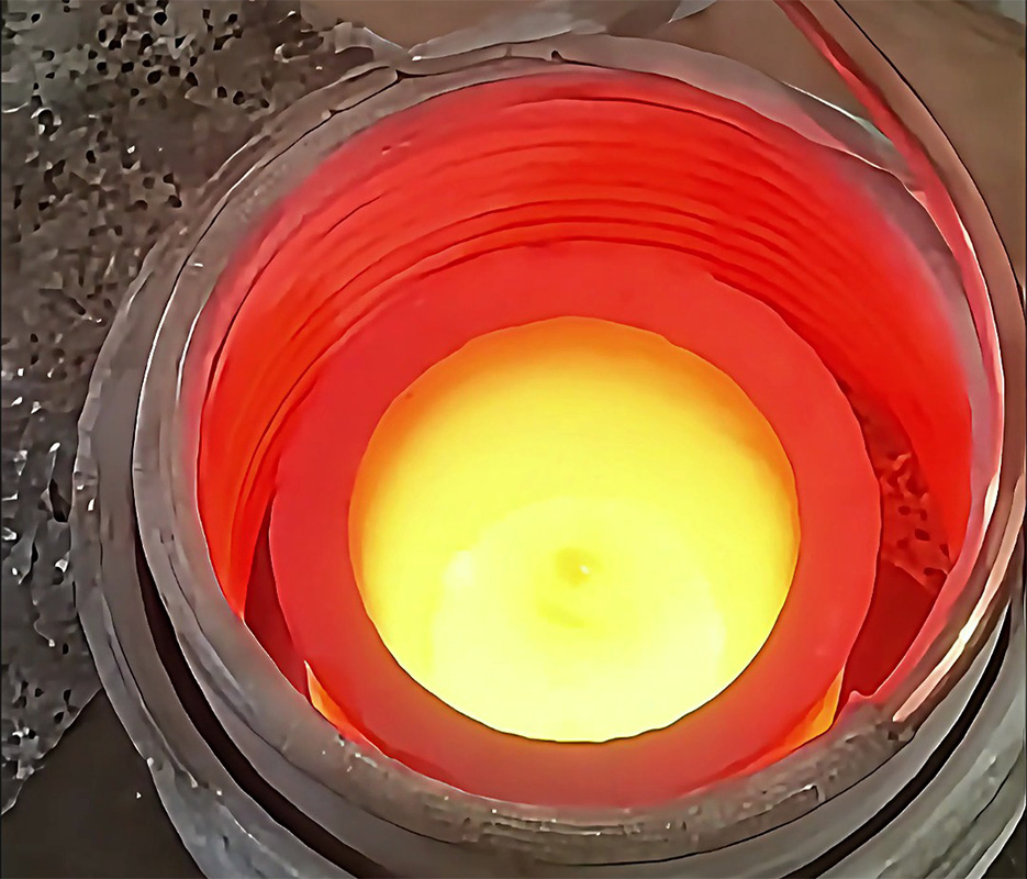 金屬熔煉這款 220V 電壓、溫度可達1800度的熔煉爐是理想之選