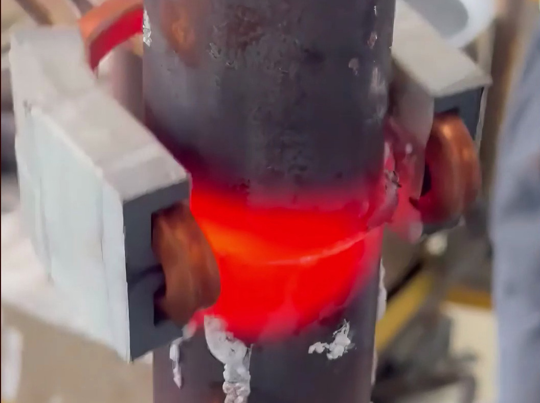 ?手持式高頻焊接機，50mm管材輕松焊接！